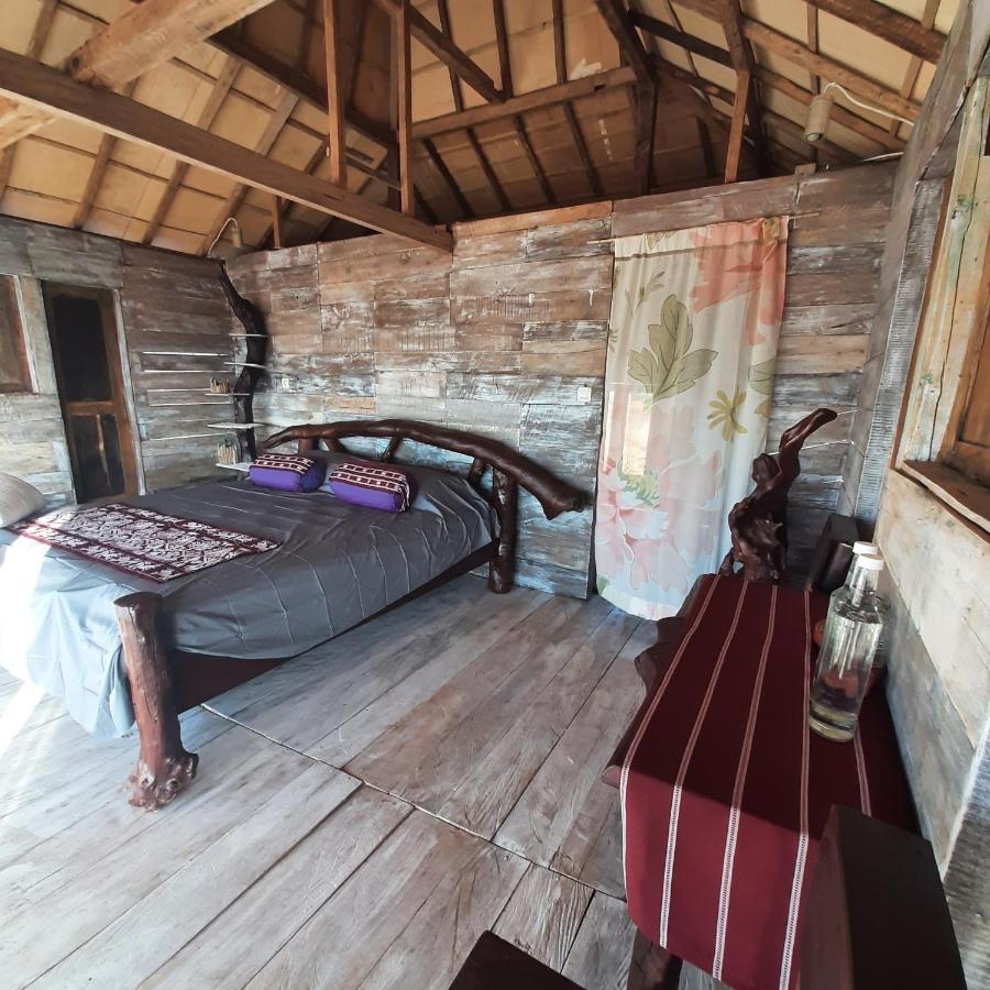 Hars Garden Sumba Hotel Waingapu Buitenkant foto